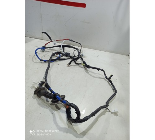 Электропроводка крышки багажника