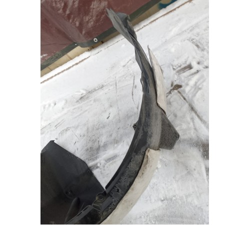 Подкрылок передний правый, локер