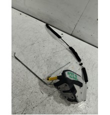 Замок двери передний левый