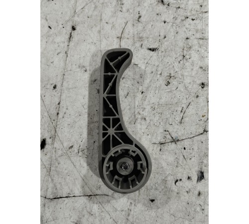 Ручка открывания капота