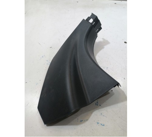 Накладка на порог передняя левая