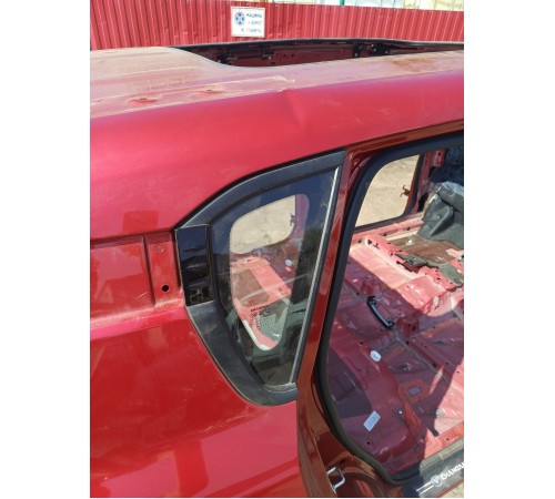 Глухое стекло заднее правое