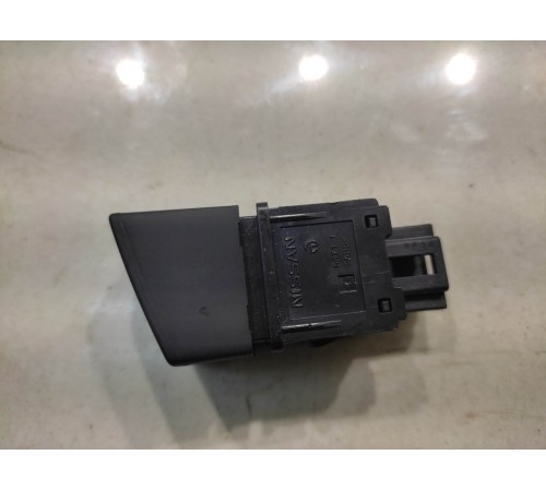 Кнопка аварийной сигнализации