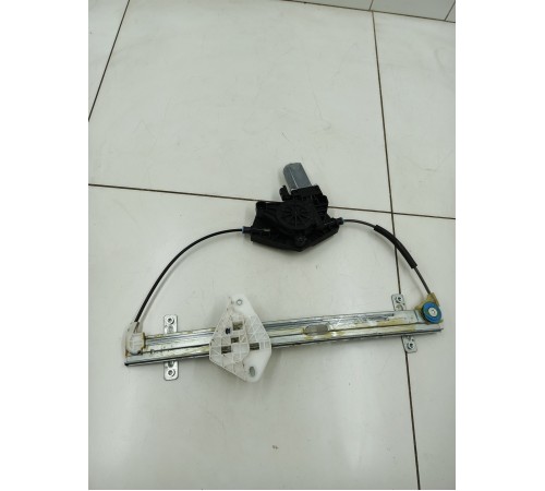 Стеклоподьемник задний левый в сборе