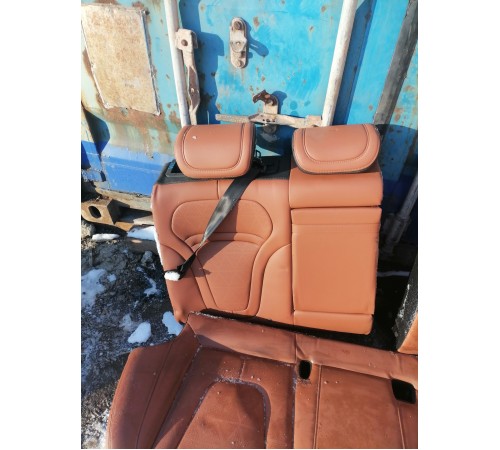 Задний ряд сидений