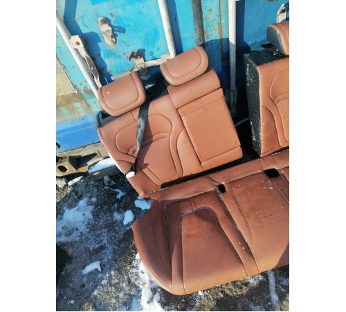 Задний ряд сидений