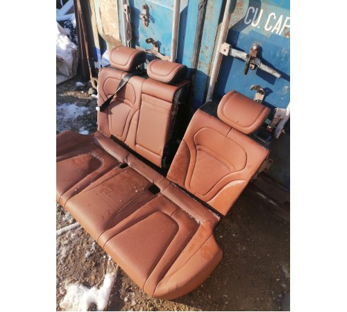 Задний ряд сидений