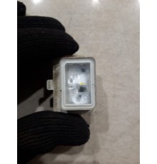 Плафон подсветки номера левый