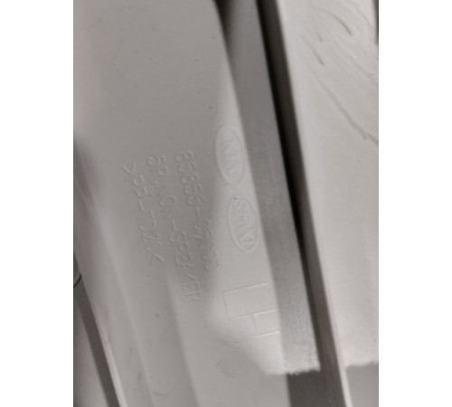 Обшивка задней стойки левая