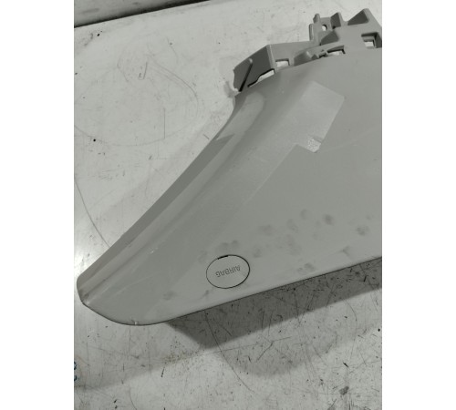 Обшивка задней стойки левая