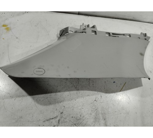 Обшивка задней стойки левая