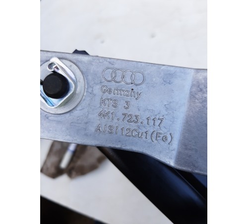 Педаль тормоза