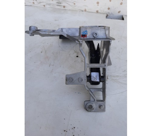 Педаль тормоза