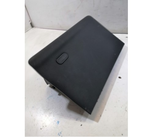 Бардачок салона