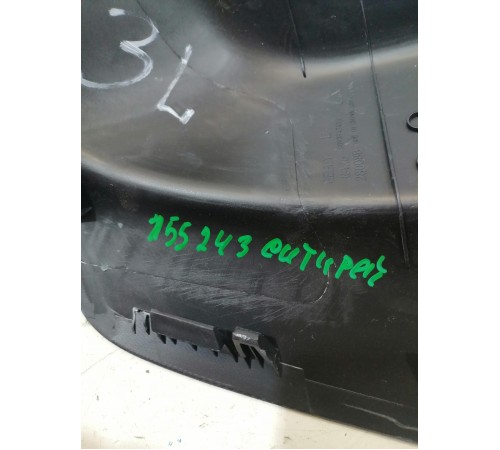 Накладка фонаря задняя левая