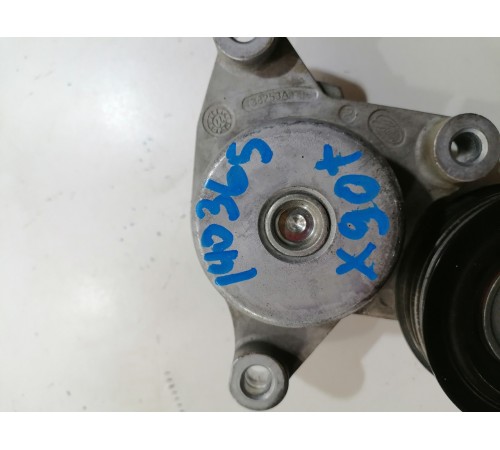 Ролик-натяжитель