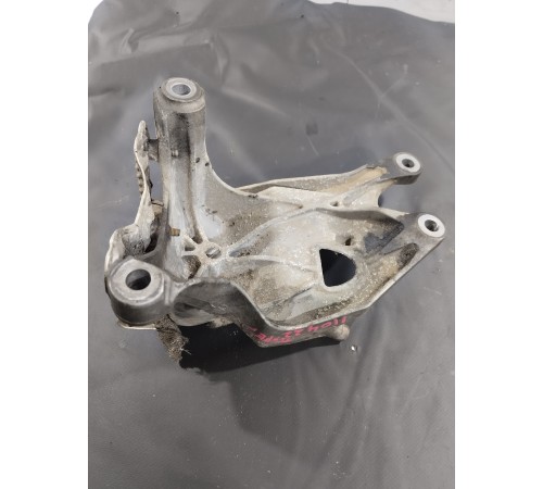 Кронштейн(крепление) двигателя правый