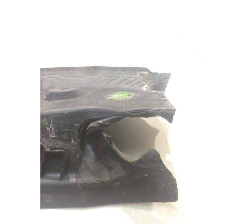 Накладка багажника (задняя,правая)