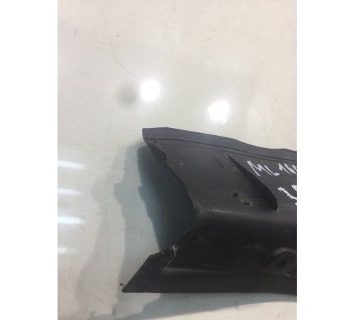 Накладка багажника (задняя,правая)