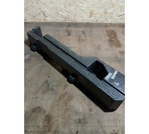 Наполнитель багажного отсека правый