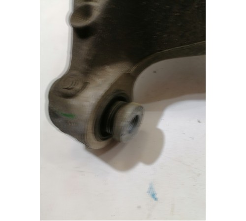 Рычаг подвески задний правый нижний