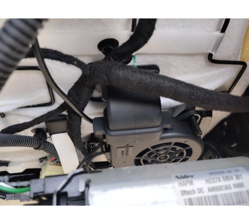 Сиденье переднее левое