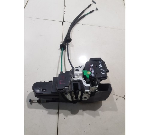 Замок двери передний левый