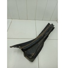 Жабо лобового стекла правое