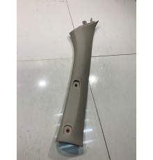 Обшивка передней стойки (правая)