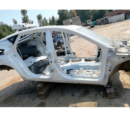 Порог со стойкой правый