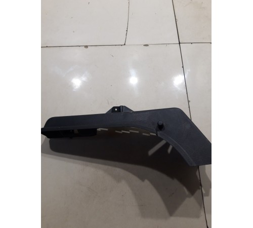 Держатель задней полки (левый)