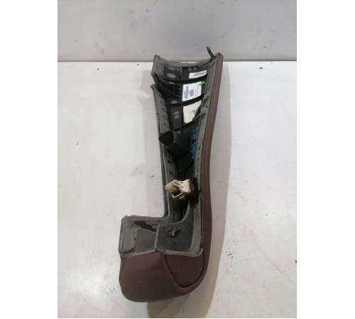 Накладка заднего сидения левая