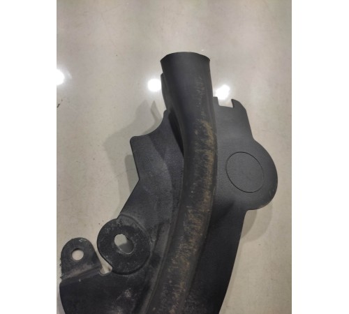 Уплотнитель капота (правый)