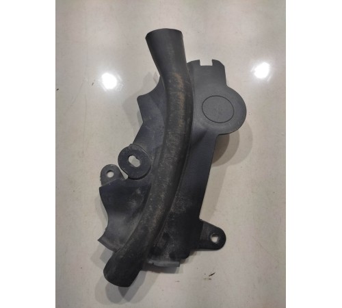 Уплотнитель капота (правый)