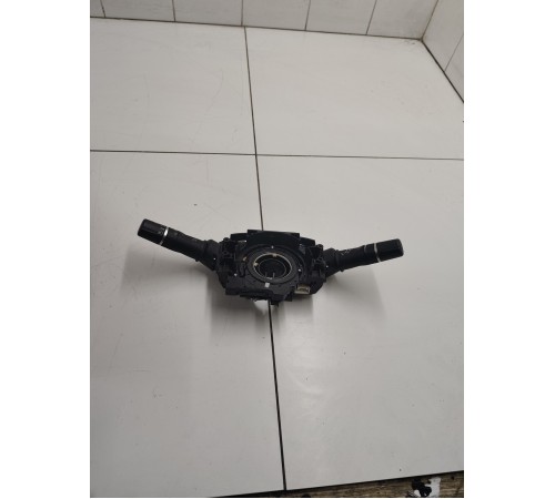 Подрулевой переключатель