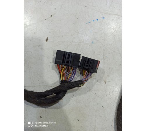 Электропроводка двери (передняя, левая)