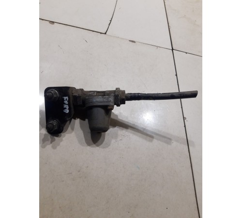 Клапан регулятор давления тормозной системы