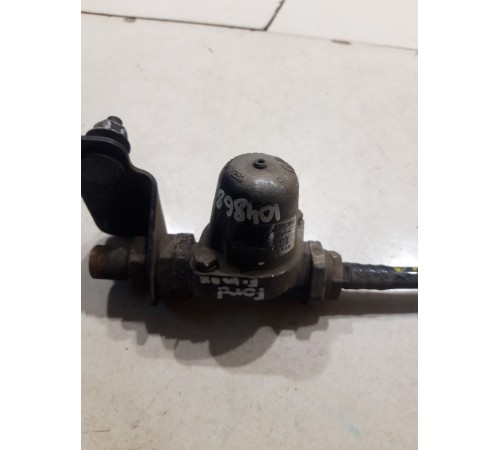 Клапан регулятор давления тормозной системы