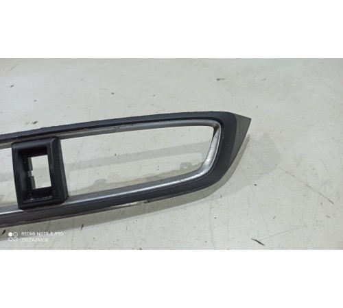 Накладка торпедо декоративная