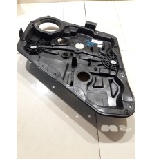 Стеклоподъемник (задний правый)