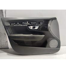 Обшивка двери(передняя левая)