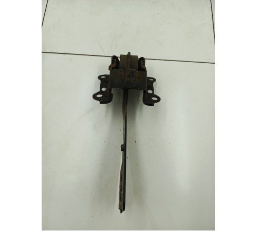 Рычаг подвески задний левый