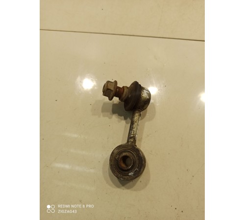 Стойка стабилизатора (передняя)