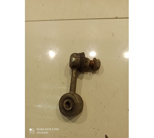 Стойка стабилизатора (передняя)