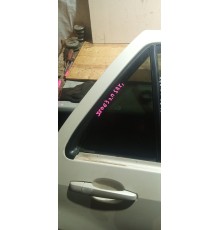 Стекло двери задней правой форточка