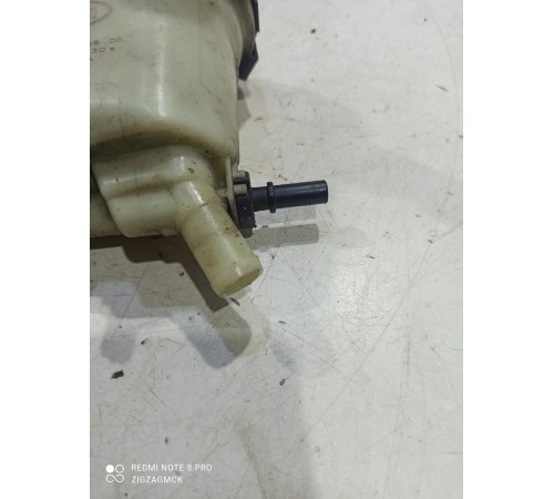 Бачок расширительный гидроусилителя