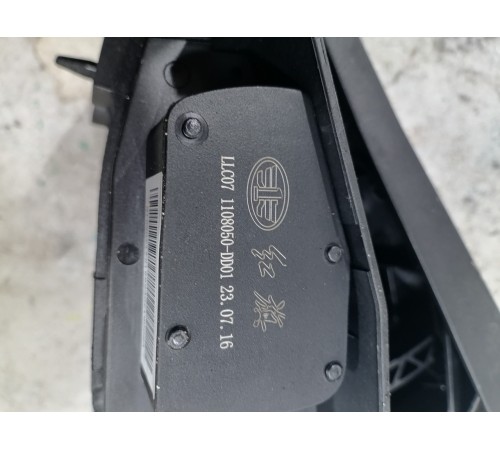 Педаль газа