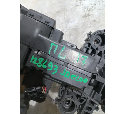 Ручка передняя левая