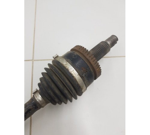 Привод полуось передний левый