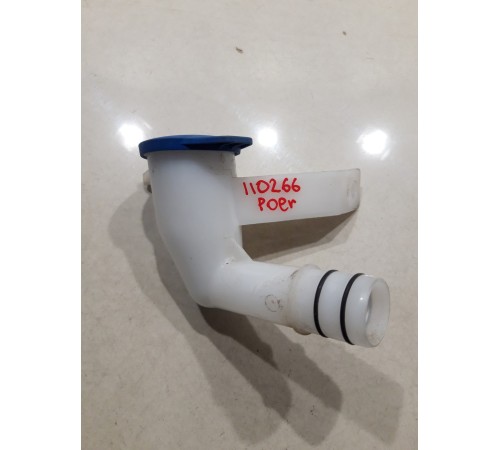 Горловина бачка омывателя